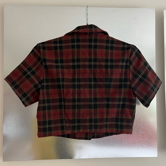 Brandy Melville Plaid Cropped Button-Up - Picture 2 of 2